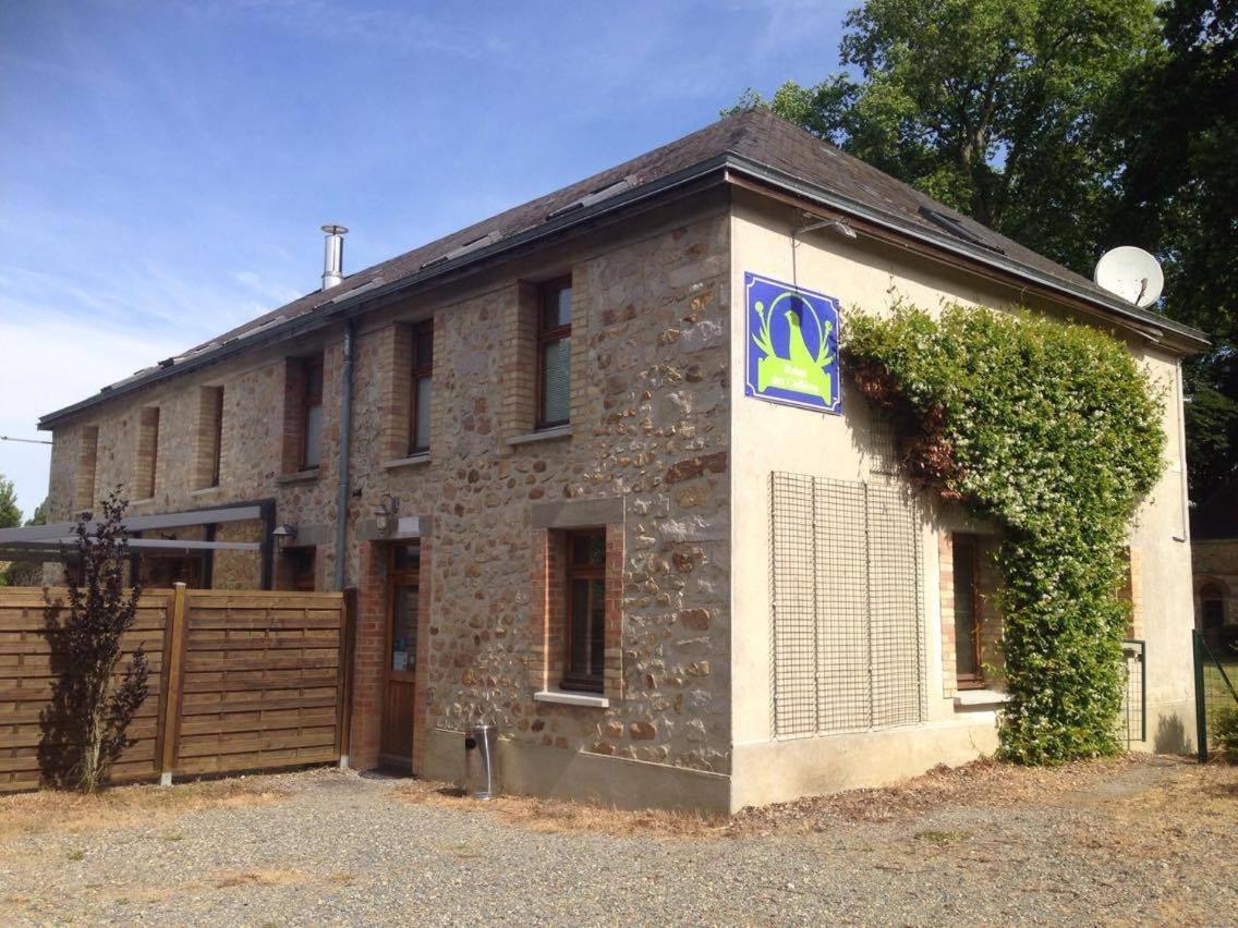 Hotel Logis Relais Des Caillères à Saint-Pavace Extérieur photo